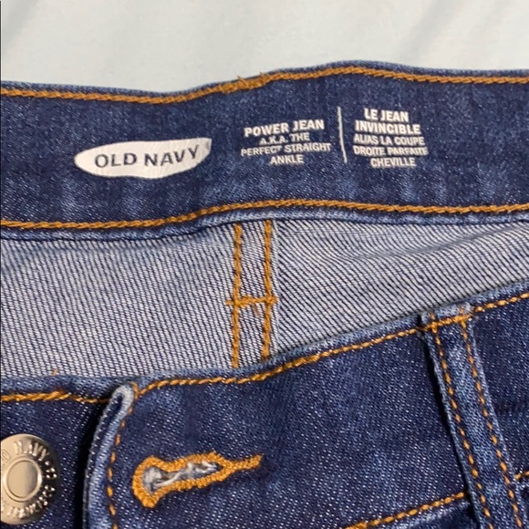 Old Navy straight leg ankle jeans - Picture 2 of 3